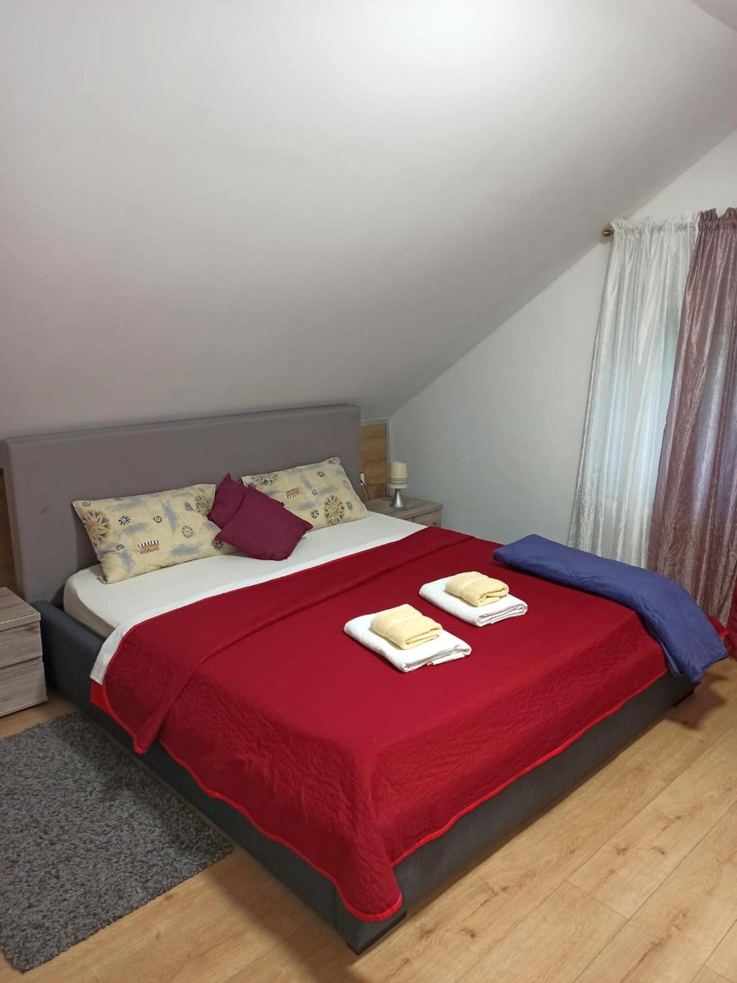 Apartmani Leptir ราโควิซา ภายนอก รูปภาพ